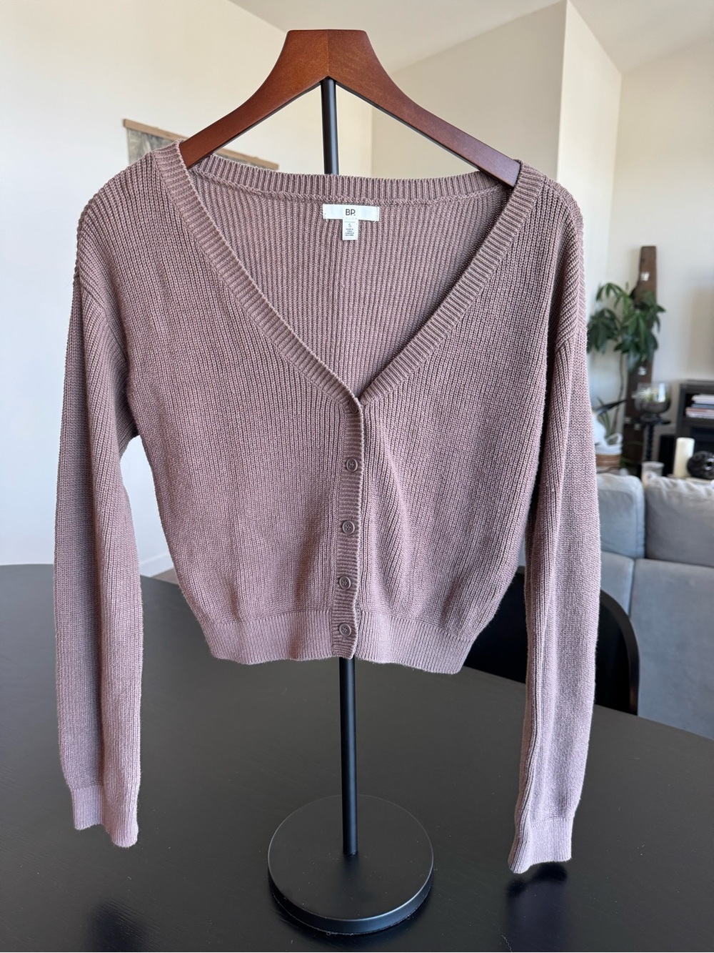 bp Cropped V-Neck Button Cardigan - Mauve Taupe
